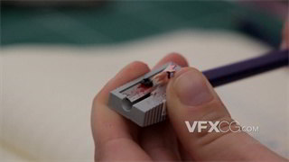 实拍视频使用卷笔刀将铅笔笔尖削锋利更好书写