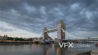 实拍视频英国伦敦泰晤士河屡经兴废而依然名声不倒伦敦桥