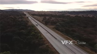 实拍视频电影叙事镜头无人机移动角度拍摄高速公路